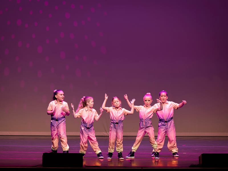 Contemporary lyrical dance